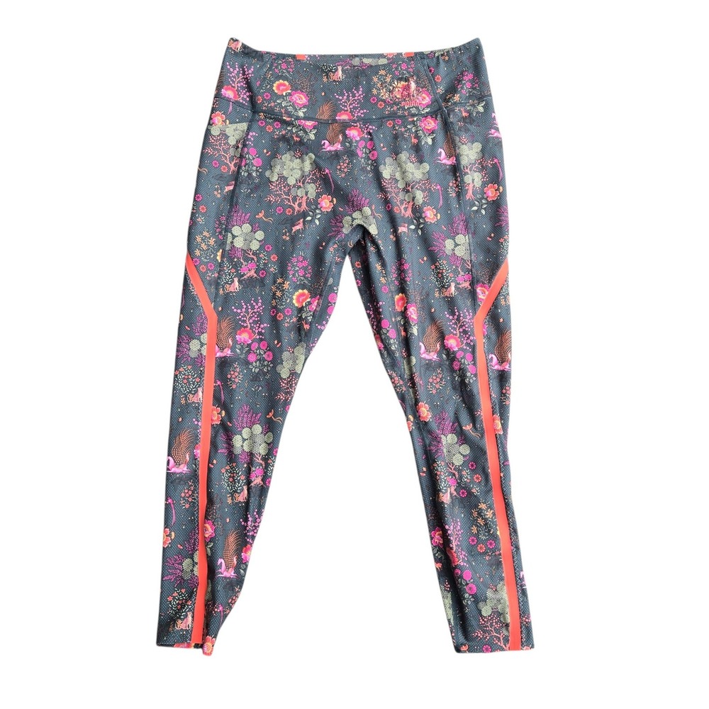 Puma x Liberty multicolor Training Leggings Floral Prinml. Missing size tag. XL?